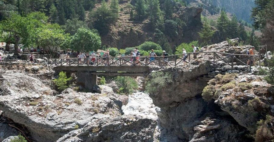 Samaria Gorge Day Trip Hiking Tour