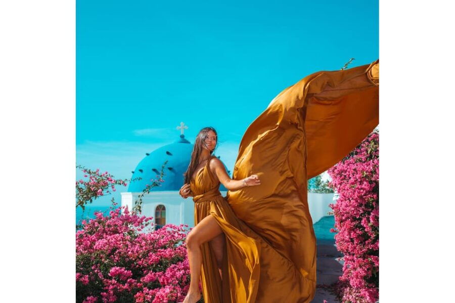 Santorini: 1Hour Flying Dress Photoshoot