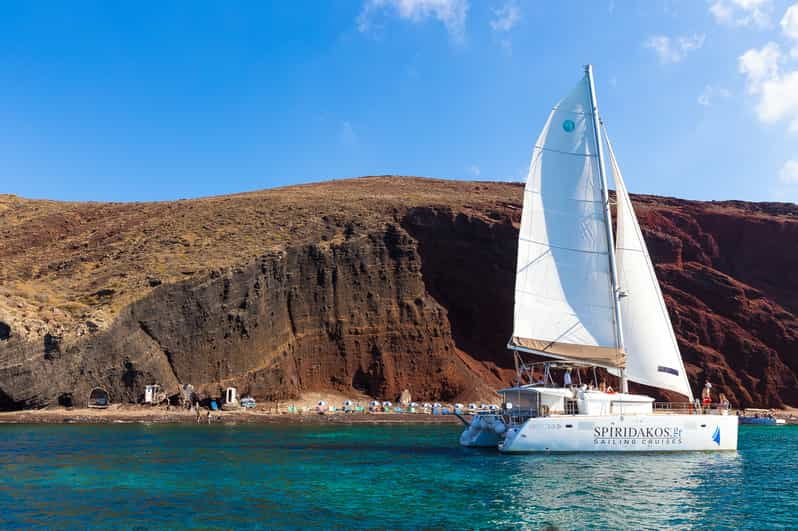 Santorini: Catamaran Cruise With Meals and Drinks