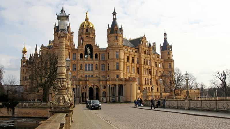 Schwerin Private Guided City Tour - Tour Overview and Pricing