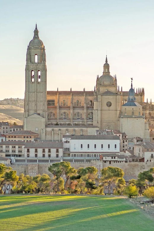 Segovia, Toledo, Alcazar: Madrid Departure