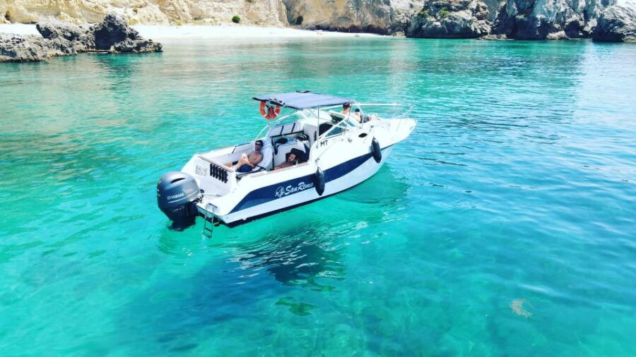 Sesimbra: Rote of Wonders/ Private Boat Tour Along the Cost