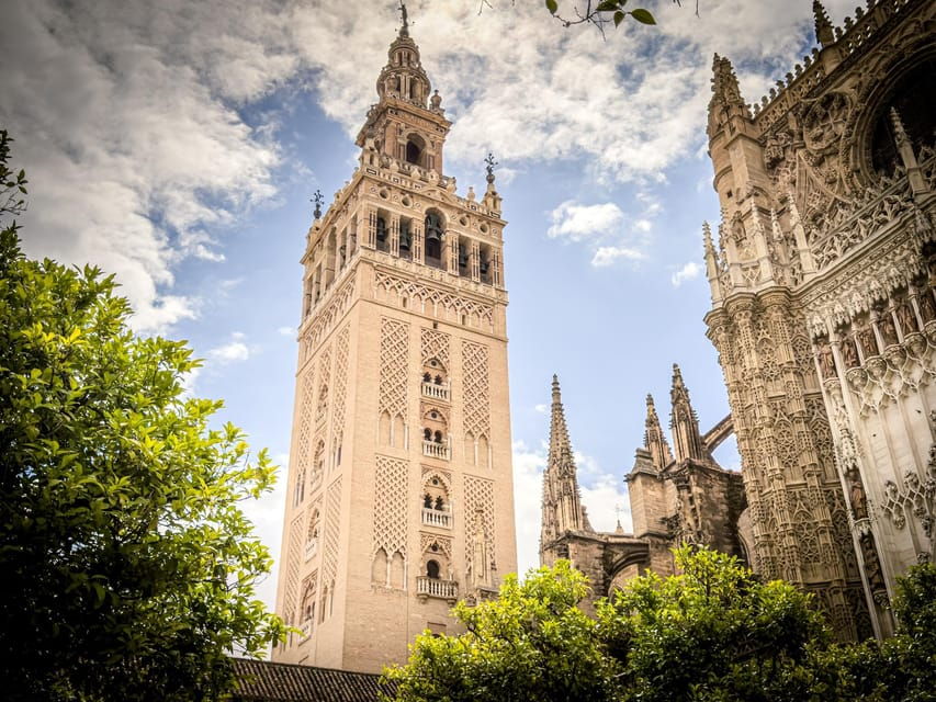 Seville: Tour Cathedral & Giralda With Andalusian Breakfast
