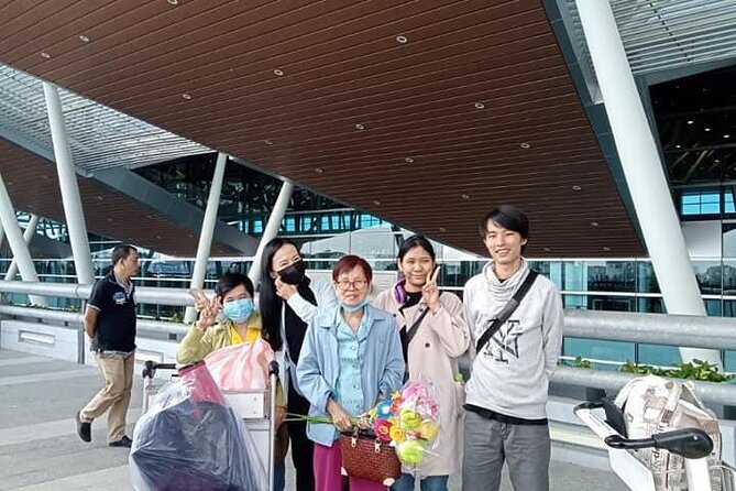 Shuttle Bus From Da Nang Train Station to Hoi an Hotel - Service Details