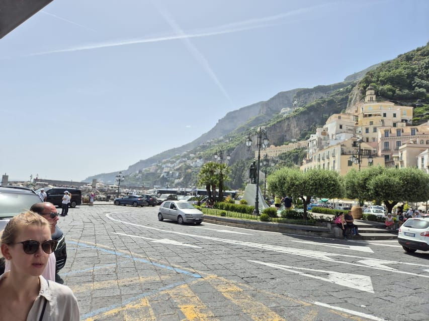 SORRENTO AND AMALFI COAST: MINIBUS EXCURSION FROM NAPLES