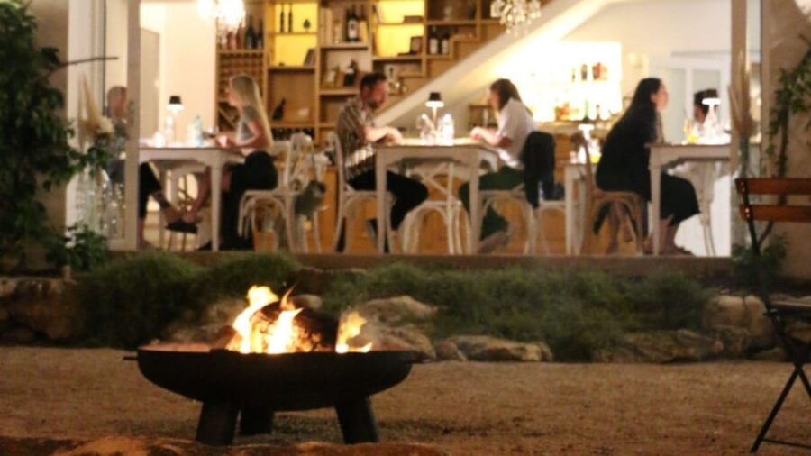 Sorso: Relaxing Afternoon in a Villa With Dinner - Experience Overview
