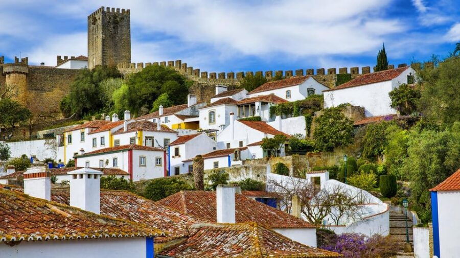 SPECIAL Tour to Fátima, Nazaré and Óbidos (Full Day) VAN