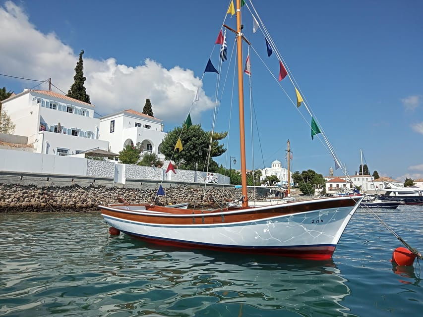 Spetses: Private Cruise on an Electric Boat - Overview of Private Cruises