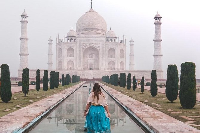 Sunrise Taj Mahal Tour by Car
