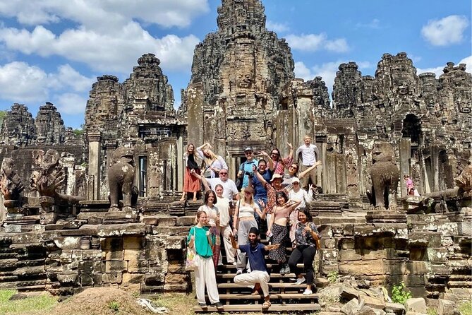 Sunrise Tour of Angkor Wat From Siem Reap-Join-In Tour (By Luxury Minivan)