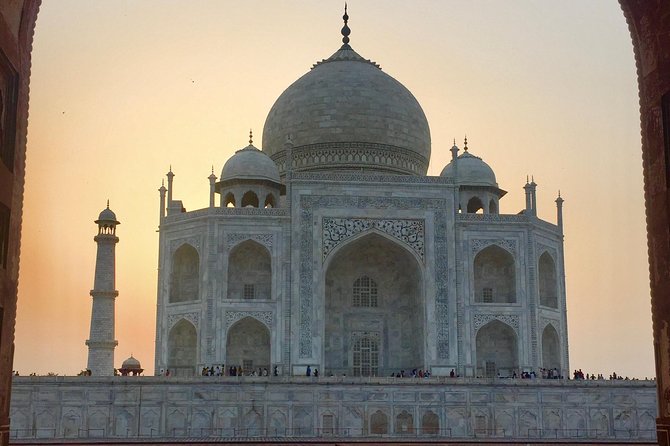 Taj Mahal Tour by Express Train From Delhi