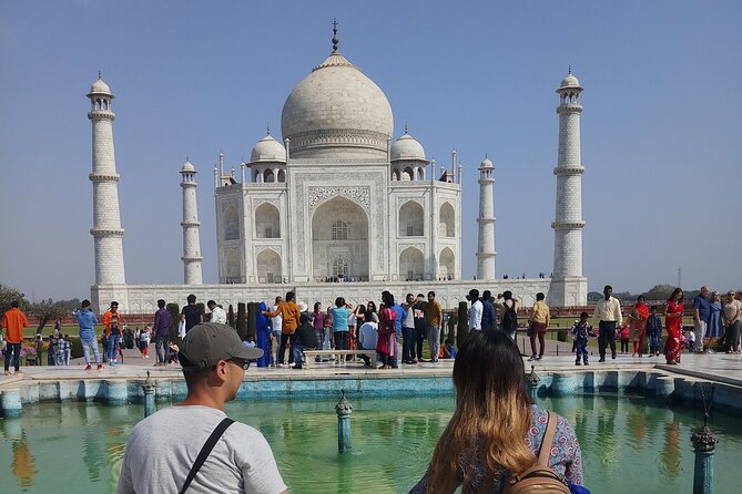 Taj Mahal Tour by Gatimaan Train/Rail All Inclusive
