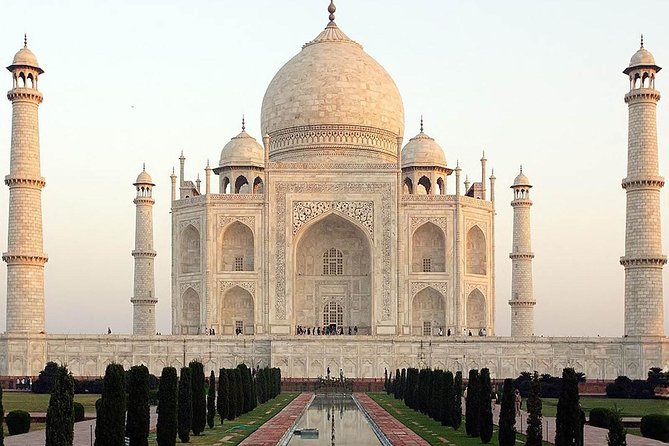 Taj Mahal Tour From Delhi