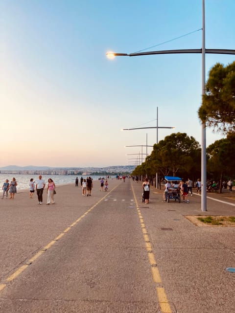 Thessaloniki Highlights Easy E-Bike Tour
