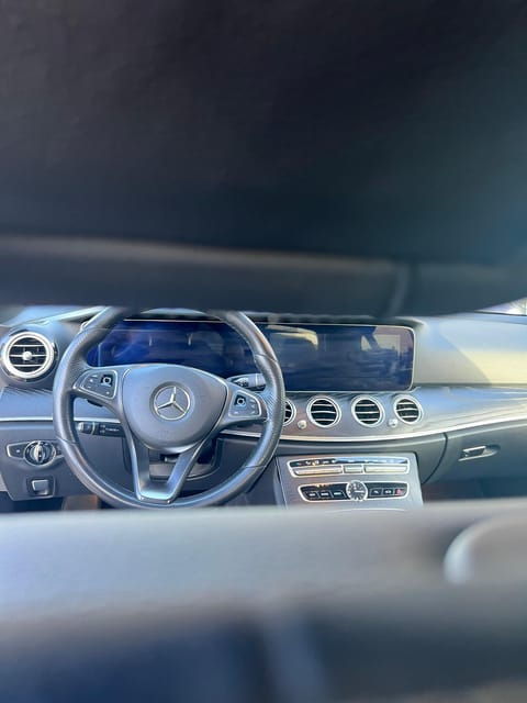 Thessaloniki: Pick up From Any Place in High-End Vehicles