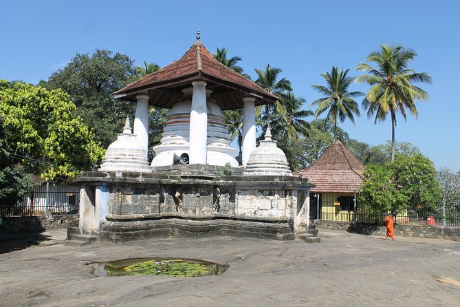 Three Temple Tour From Kandy