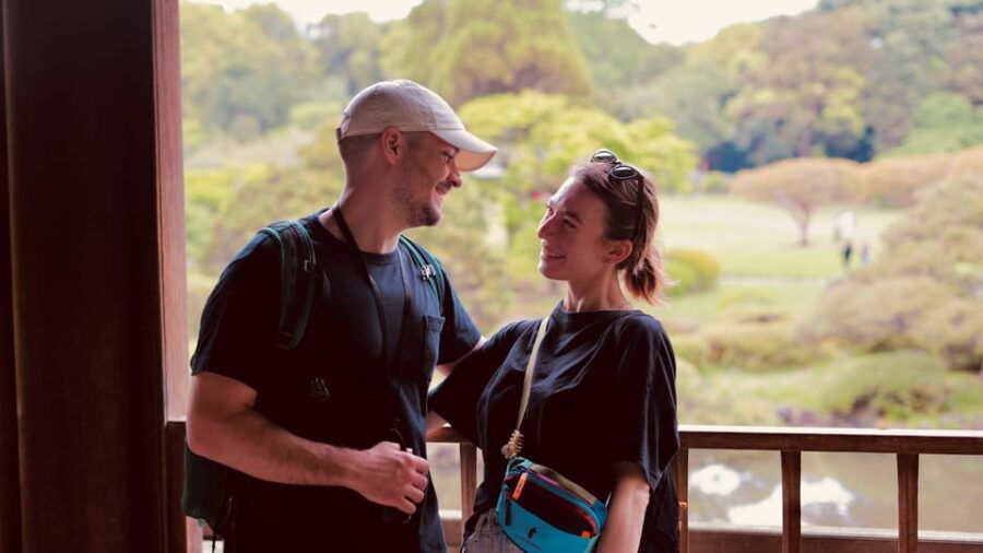 Tokyo: Shinjuku & Shibuya Historical Guided Photoshoot Tour - Tour Overview and Pricing