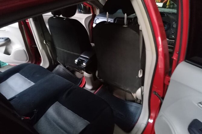 Top 10 Taxi From Colombo Airport to Kandy By Taxi 2 to 6 People.
