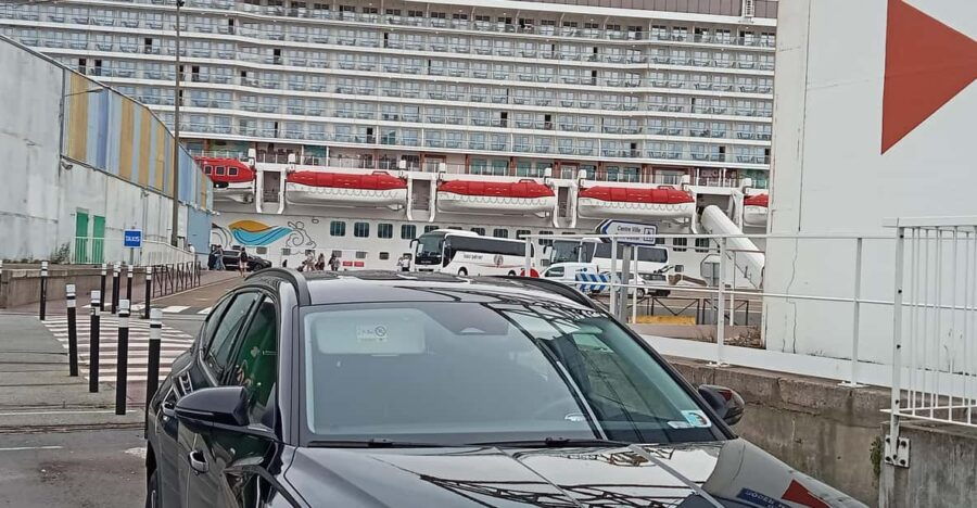 Tourist Transfert With Stops From Caen to Honfleur