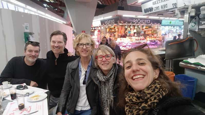 Traditions & Food Tour: Tailored Tapas & Food Guidebook