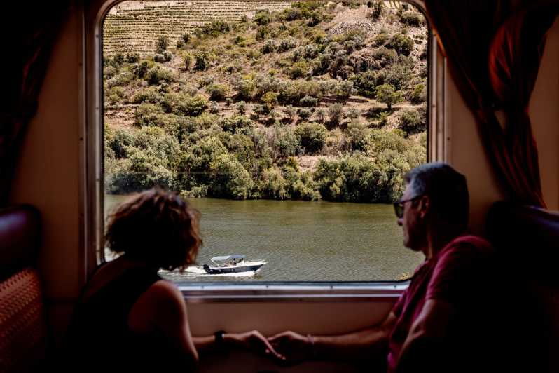 Train and Boat Excursion on the Douro With Lunch