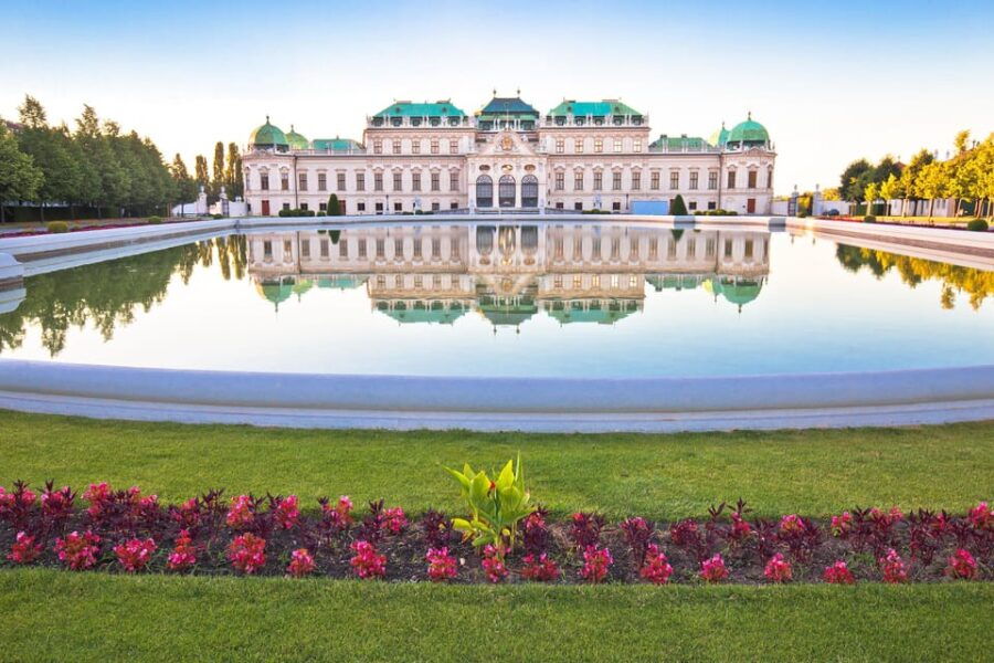 Transfer From Salzburg to Vienna, English-Speaking Driver