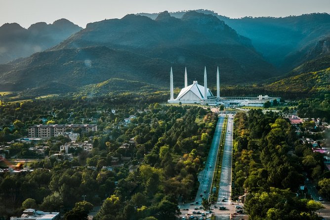 Transit Trip: Islamabad City Exploration Day Tour & Round Trip Airport Transfer