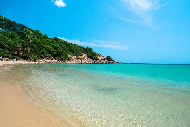 Trincomalee and Nilaveli Beach Tour From Polonnaruwa
