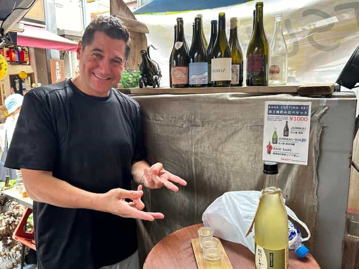 Tsukiji Fish Market Fresh Food and Culture Walking Tour!!