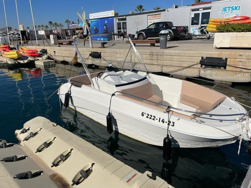 Valencia Boat Rental Without a License