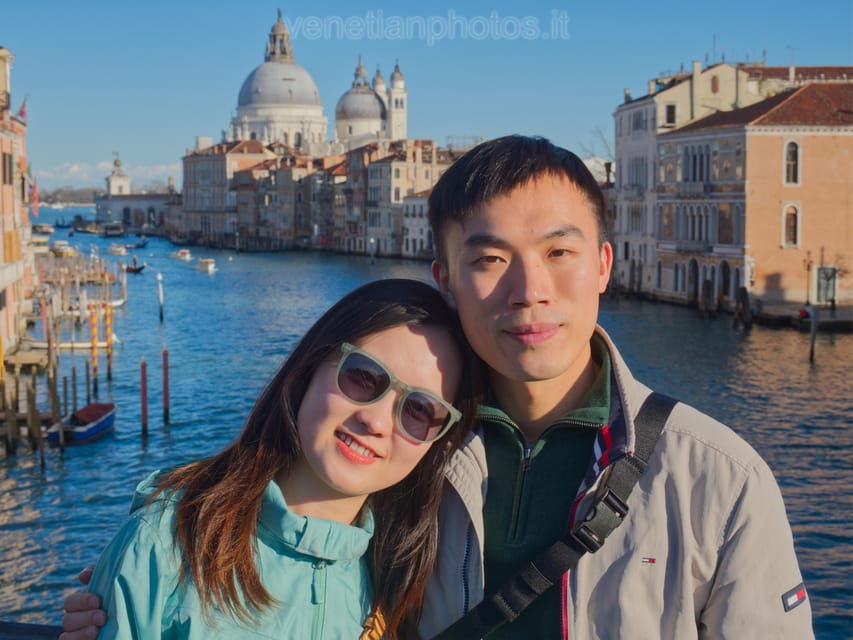 VenetianPhotos: A Photographic Journey Through Canals