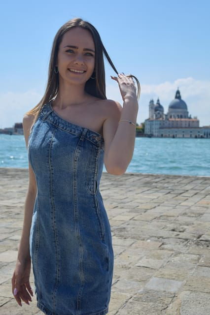Venice: Boat Tour With Photoshoot Included