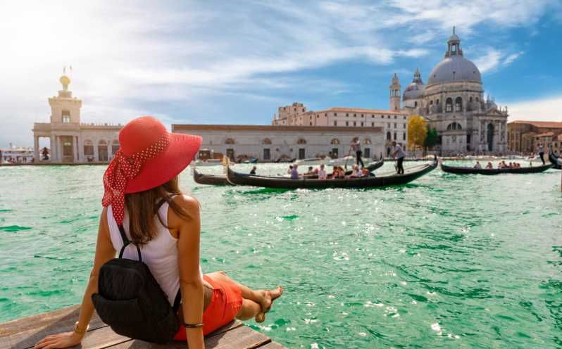 Venice: Early Morning Private Walking Tour - Tour Overview