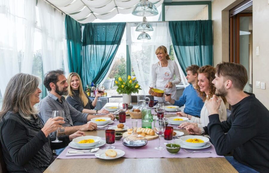 Viareggio: Market, Cooking Demo & Meal at a Locals Home