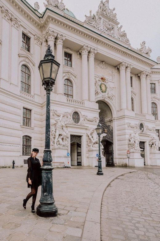 Vienna: Private Street Style Photoshoot in City Center