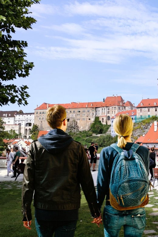 Vienna: Transfer to Prague via Fabulous Cesky Krumlov - Overview and Pricing