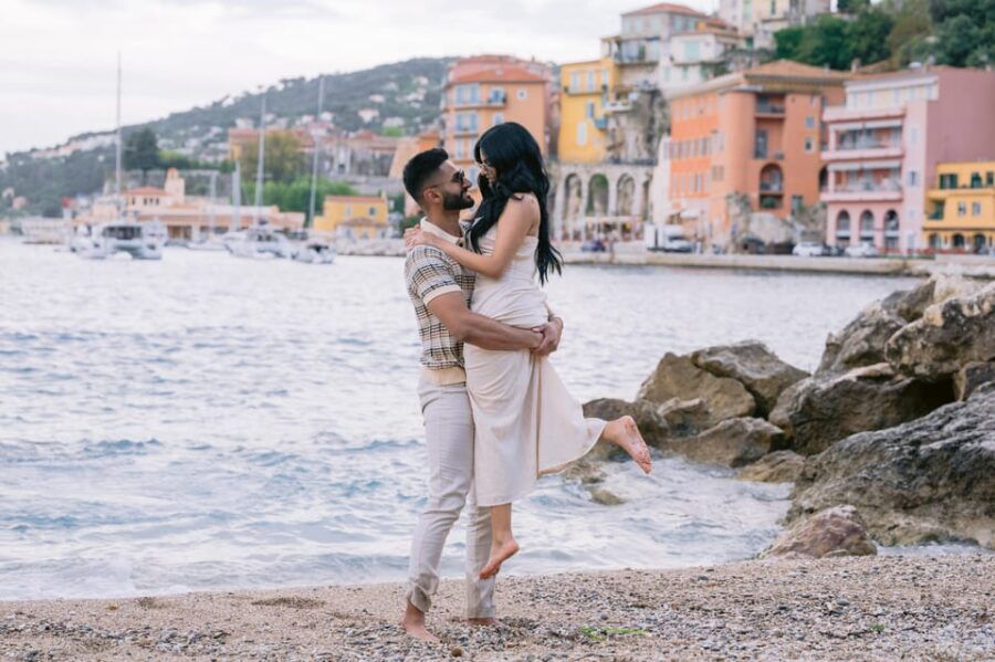 Villefranche-Sur-Mer: Private Photoshoot With a Photographer
