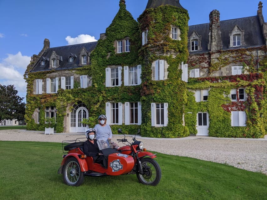 Visit of Bordeaux and Excursion in a Vineyard