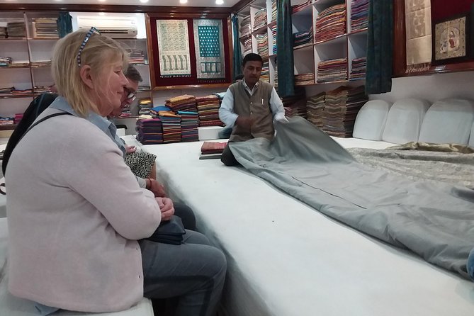 Weavers Area Walk - a Walking Tour in Varanasi to Understand Age Old Dying Art. - Tour Overview