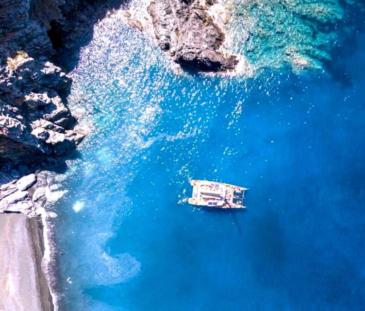 WHITE PARTY Feat. LAURENT PERRIER - Event Overview