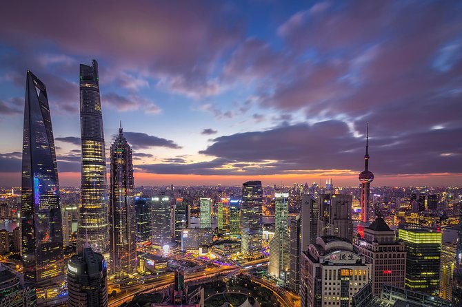 2-Hour Evening Walking Tour in Shanghai: Lookup Skycrapers With City Master - Good To Know