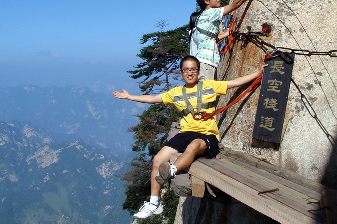 1 Day Hua Mountain Tour - Logistics