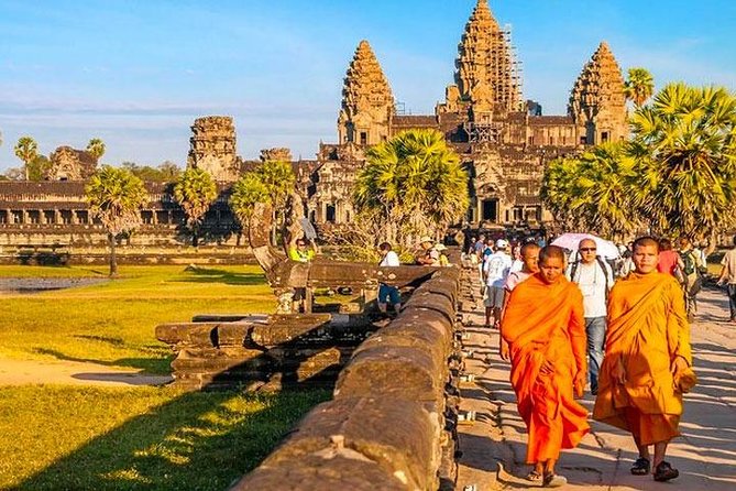 2-Day Angkor Wat Small and Big Circuit - Day 1: Small Circuit Exploration