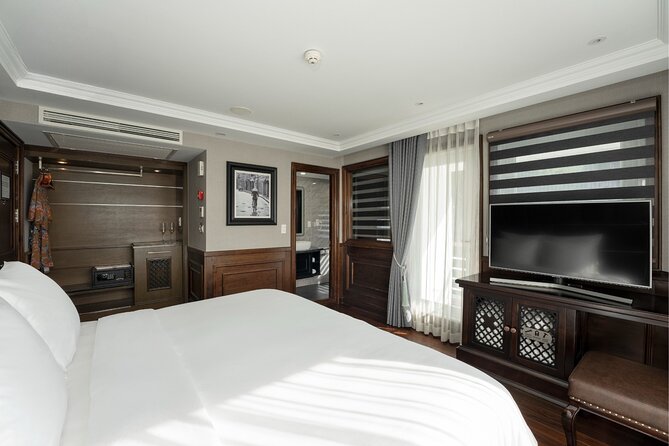 2 Days Mercury Cruise Exploration in Halong Bay From Hanoi - Not Included