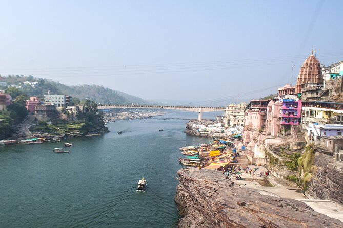 3-Day Jyotirlinga Temples and Mandu City Private Guided Tour - Accommodation Details