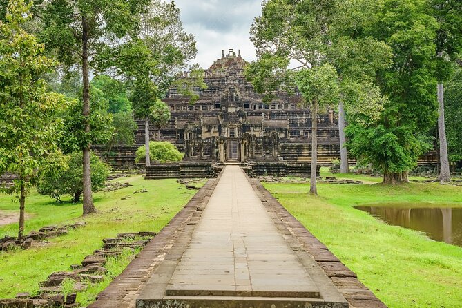 4 Days Private Guide Tour Discover Angkor - Transportation and Guide Details