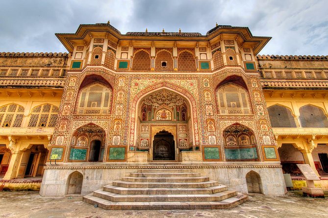 5 Days Luxury Golden Triangle Tour : Delhi Agra Jaipur Tour - Frequently Asked Questions