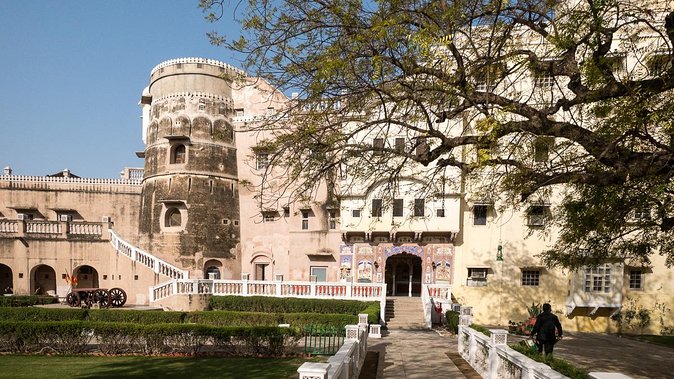 6 Days Private Golden Triangle Tour With Mandawa - Accommodation Details