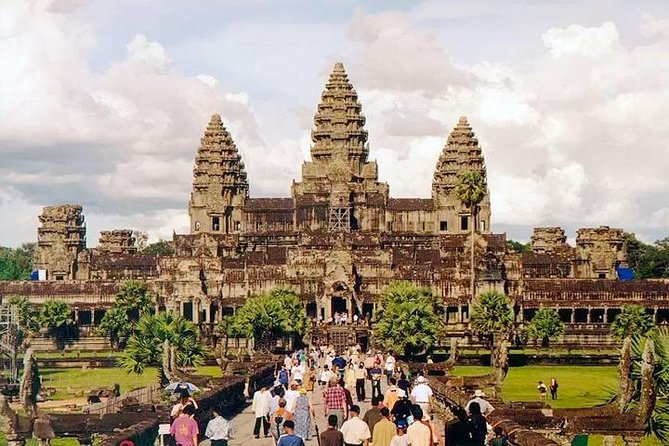 Angkor Wat Sunrise Small-Group Tour From Siem Reap - Free Hotel Pickup - Inclusions