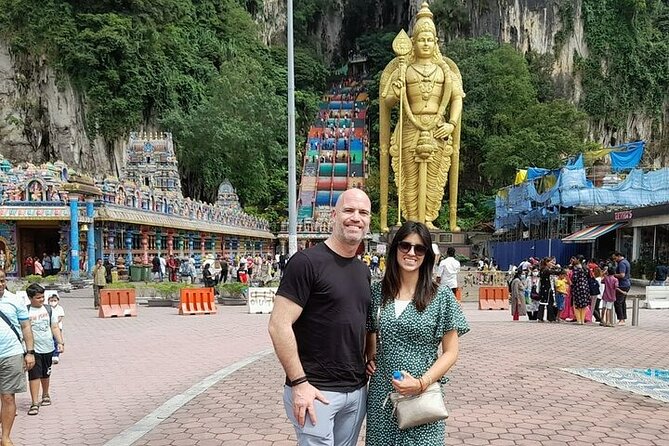 Blue Mosque and Batu Caves Private Tour From Kuala Lumpur - Itinerary Details